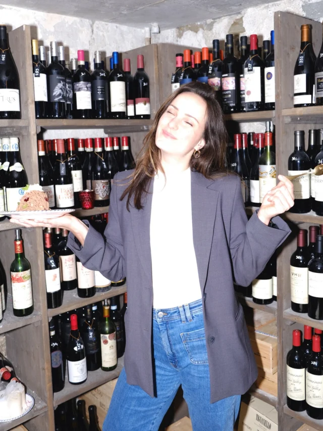 Meet Nives — the founder and heart behind Ice & Yoga.For our new community members, this is the woman who turned an idea into unforgettable retreats and meaningful moments shared in cold lakes, warm saunas, and open-hearted spaces.With a background in hospitality and event management, Nives brings a rare blend of precision, presence, and genuine care. For her, service is not a detail, it’s the foundation. Every retreat, every workshop, every breath and every plunge is crafted so you feel held, supported, and seen.She’s a lover of yoga and the cold, but never the one to tell you how long to stay or how it should look. Her approach is simple: meet the challenge with softness, find that sweet spot of ease within effort, and let the experience show you what you’re capable of.Effort and ease: Not as a slogan, but as a way of meeting life.Nives is a woman who had a vision and the courage to follow it. And Ice & Yoga is the space born from that courage.We cannot wait for the upcoming retreats, and Nives is always the busy bee preparing and organizing every little detail, so you can enjoy a unique experience and meet yourself deeper than before.